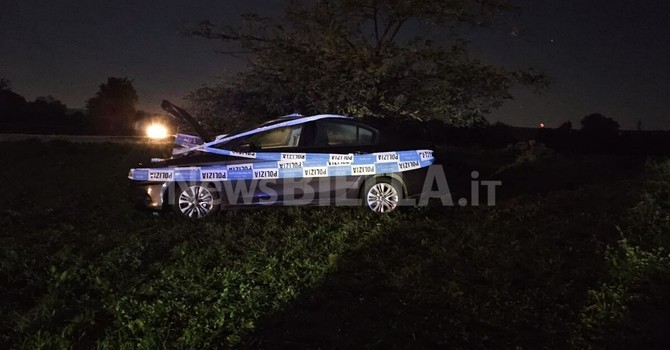 Biella, auto fuori strada: conducente in ospedale Biella, auto fuori strada: conducente in ospedale