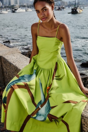 Matrimonio a settembre come vestirsi: idee per un outfit elegante e adatto alla stagione