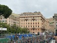 L'assessore di Biella, Edoardo Maiolatesi, assiste alla sfilata L'assessore di Biella, Edoardo Maiolatesi, assiste alla sfilata
