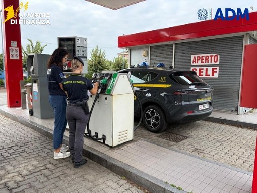 Biella, sequestrati quasi 20mila litri di gasolio irregolare Biella, sequestrati quasi 20mila litri di gasolio irregolare