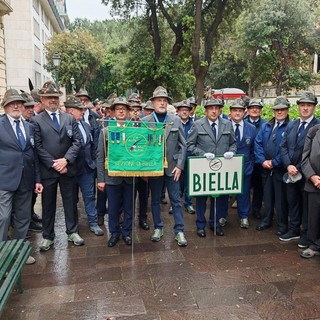 Biella abbraccia Genova: le Penne Nere biellesi protagoniste della 97ª Adunata