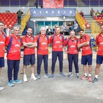 Nella foto i giocatori delle due quadrette del  Crc Gaglianico protagonisti ad Alassio, da sinistra: Pegoraro, Granaglia, Sari, Amerio,  Ponzo, Cibrario, Negro, Manolino 