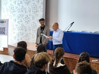 Al Liceo Avogadro di Biella Alessandro Barbaglia Al Liceo Avogadro di Biella Alessandro Barbaglia