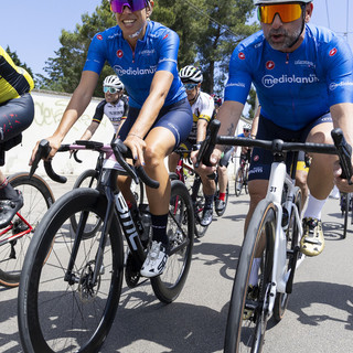 Banca Mediolanum: 23 anni di passione azzurra al Giro d’Italia