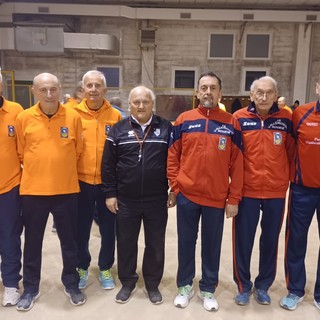 Da sinistra Burcina e Vallemosso Mossese, finaliste girone A - Foto Federbocce Da sinistra Burcina e Vallemosso Mossese, finaliste girone A - Foto Federbocce