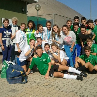 Calcio a 5 - Le ragazze del Bona seconde ai Giochi Studenteschi Calcio a 5 - Le ragazze del Bona seconde ai Giochi Studenteschi