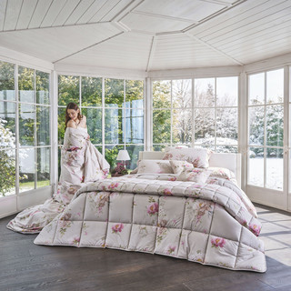 Come rinnovare la camera da letto in autunno: i consigli per scegliere la coperta letto matrimoniale perfetta