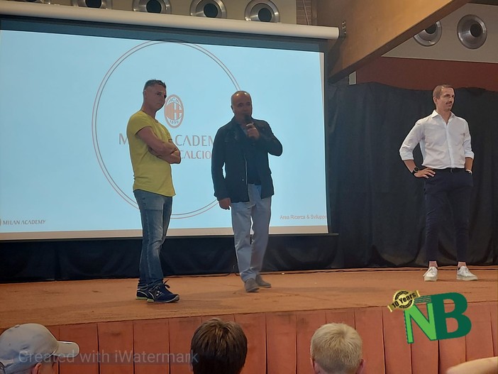 Il Cavaglià nell'Academy del Milan. Da sinistra: De Rosa, Brizi, Corbellini - Foto Alessandro Bozzonetti per newsbiella.it Il Cavaglià nell'Academy del Milan. Da sinistra: De Rosa, Brizi, Corbellini - Foto Alessandro Bozzonetti per newsbiella.it