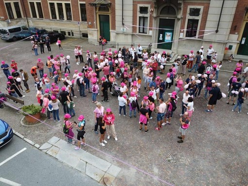 Conto alla rovescia per la Camminata in Rosa, sport e solidarietà protagonisti a Crevacuore (foto di repertorio) Conto alla rovescia per la Camminata in Rosa, sport e solidarietà protagonisti a Crevacuore (foto di repertorio)