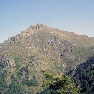 La montagna simbolo della Valsessera Monte Barone (Coggiola – Vercelli) La montagna simbolo della Valsessera Monte Barone (Coggiola – Vercelli)