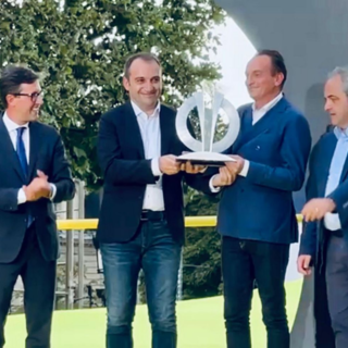 Presidente Cirio e  Sindaco Lo Russo a Parigi per il passaggio di testimone del Tour de France - Foto Regione Piemonte