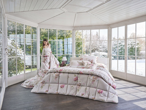 Come rinnovare la camera da letto in autunno: i consigli per scegliere la coperta letto matrimoniale perfetta Come rinnovare la camera da letto in autunno: i consigli per scegliere la coperta letto matrimoniale perfetta