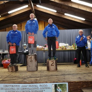 La festa della Marcia Alpina a Crocemossso premiati i campioni regionali individuale e a coppie