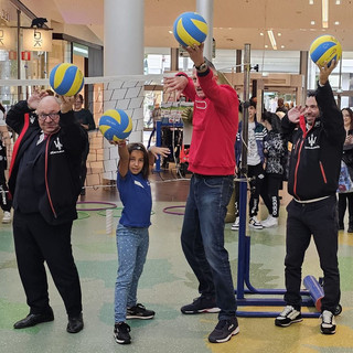 Pallavolo: Del Monte® Supercoppa SuperLega, la parola al Sindaco e al Vice Sindaco di Biella VIDEO Pallavolo: Del Monte® Supercoppa SuperLega, la parola al Sindaco e al Vice Sindaco di Biella VIDEO