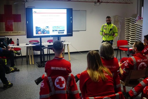 CRI Cossato, volontari a lezione di emergenza: pronti per l’ambulanza medicalizzata