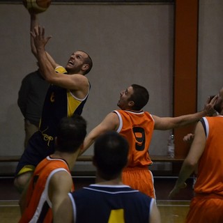 Basket - Esordio in casa con sconfitta per il Basket Biella FOTOGALLERY