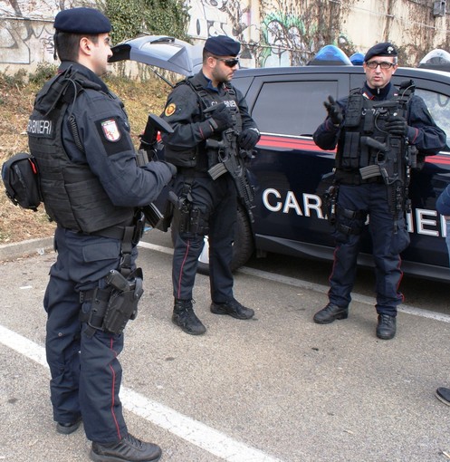 Per tre giorni i carabinieri del Sos nei punti sensibili della città FOTOGALLERY