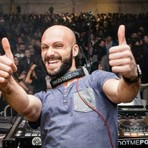 DJ Trope, titolare del Galileo, racconta la Maturità: “Con la giusta preparazione, l’ansia pesa più dell’esame” DJ Trope, titolare del Galileo, racconta la Maturità: “Con la giusta preparazione, l’ansia pesa più dell’esame”