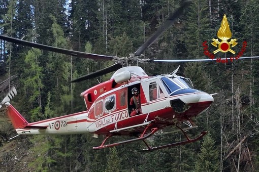 Casapinta, ritrovata la donna dispersa: elitrasportata dai Vigili del Fuoco Casapinta, ritrovata la donna dispersa: elitrasportata dai Vigili del Fuoco