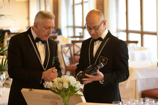 Diventare sommelier, a Biella ripartono i corsi FISAR: al via il 12 ottobre il nuovo percorso di primo livello Diventare sommelier, a Biella ripartono i corsi FISAR: al via il 12 ottobre il nuovo percorso di primo livello