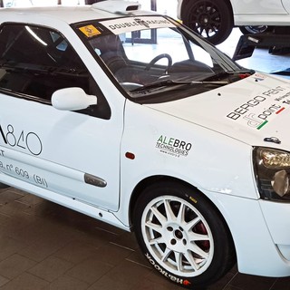 La Renault Clio dell'equipaggio Ferraris Bertella La Renault Clio dell'equipaggio Ferraris Bertella