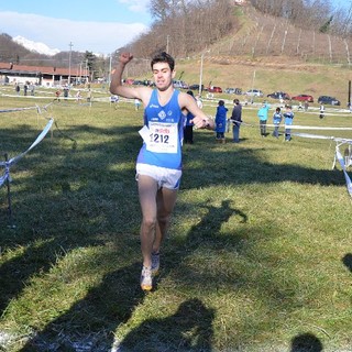 Il vincitore del Cross di Cossato Daniele Ansaldi (Foto Biellaedintorni.it) Il vincitore del Cross di Cossato Daniele Ansaldi (Foto Biellaedintorni.it)