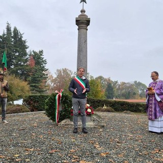 Camburzano ricorda i Caduti e celebra l’Unità nazionale: "Siamo parte di una storia comune" Camburzano ricorda i Caduti e celebra l’Unità nazionale: "Siamo parte di una storia comune"
