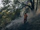 Dilagano le fiamme in Valsessera: cinque presidi per fermarne l'avanzata - Foto pagina Facebook AIB Bruzolo, impegnati nell'area di Coggiola Dilagano le fiamme in Valsessera: cinque presidi per fermarne l'avanzata - Foto pagina Facebook AIB Bruzolo, impegnati nell'area di Coggiola