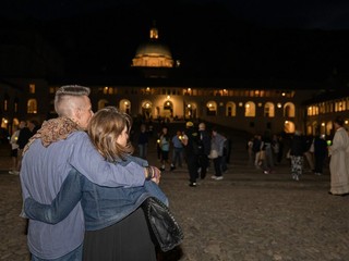 L'Assunta a Oropa, il Vescovo Farinella: "Guarda la stella, invoca Maria" L'Assunta a Oropa, il Vescovo Farinella: "Guarda la stella, invoca Maria"
