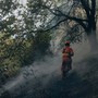Dilagano le fiamme in Valsessera: cinque presidi per fermarne l'avanzata - Foto pagina Facebook AIB Bruzolo, impegnati nell'area di Coggiola Dilagano le fiamme in Valsessera: cinque presidi per fermarne l'avanzata - Foto pagina Facebook AIB Bruzolo, impegnati nell'area di Coggiola
