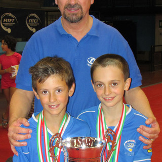 Francesco Gamba e Jacopo Sulis con il tecnico Adrian Panaite