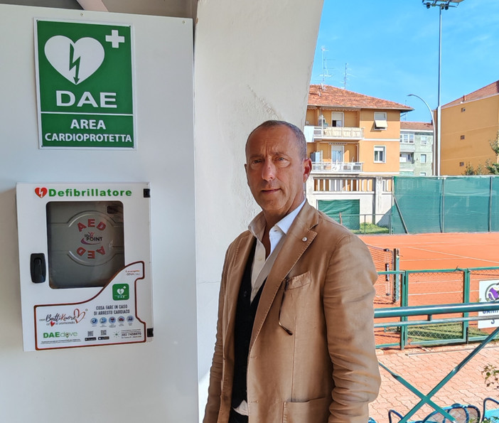 Biella, tre nuovi defibrillatori con Battikuore: riattivato anche quello ai Giardini Zumaglini Biella, tre nuovi defibrillatori con Battikuore: riattivato anche quello ai Giardini Zumaglini