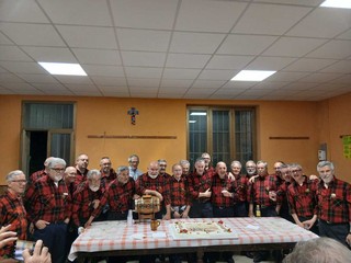 Il coro La Campagnola a Cossato alla presentazione di "Solo per una camicia"