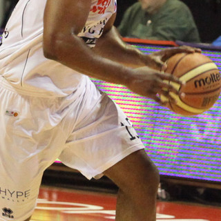 Basket - Raymond è la roccia a cui l'Angelico può sempre aggrapparsi Basket - Raymond è la roccia a cui l'Angelico può sempre aggrapparsi