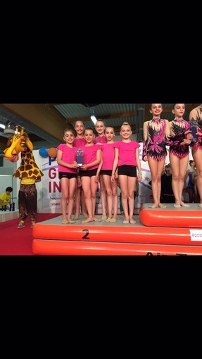 Ginnastica: Argento per la Rhythmic School in Serie D Ginnastica: Argento per la Rhythmic School in Serie D