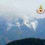 Incendio sul Monte Barone, tre settori presidiati: sorvoli verso il Bivacco Cascinetta Incendio sul Monte Barone, tre settori presidiati: sorvoli verso il Bivacco Cascinetta