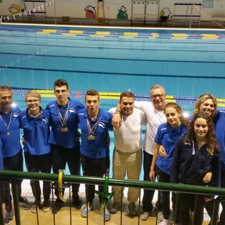 Nuoto pinnato: Buon debutto stagionale a Genova per Delfino Biella Nuoto pinnato: Buon debutto stagionale a Genova per Delfino Biella