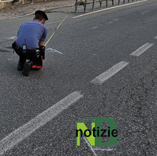 Incidente tra auto e moto a Vigliano, sul posto il 118 Incidente tra auto e moto a Vigliano, sul posto il 118