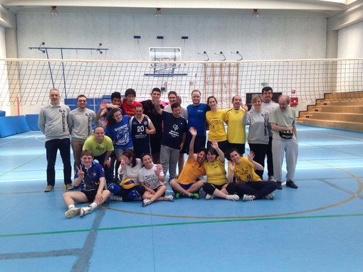 Pallavolo con Asad Biella e il Gruppo Sportivo di Tollegno Pallavolo con Asad Biella e il Gruppo Sportivo di Tollegno