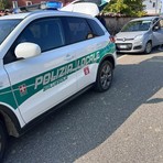 Salussola, Panda contro il muro di un caseggiato: conducente in ospedale