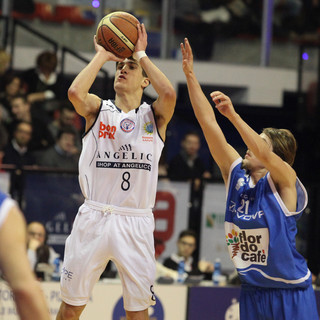 Basket - In pagella il voto più alto va a Laquintana FOTOGALLERY Basket - In pagella il voto più alto va a Laquintana FOTOGALLERY