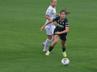 Juventus Women Ternana 2-1: Cambiaghi allo scadere regala tre punti sudati FOTO Enrico Eletto Juventus Women Ternana 2-1: Cambiaghi allo scadere regala tre punti sudati FOTO Enrico Eletto