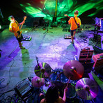 Cossato si accende con il Kòs Music Festival, la musica richiama un gran numero di giovani (foto concesse dal Kos Festival)