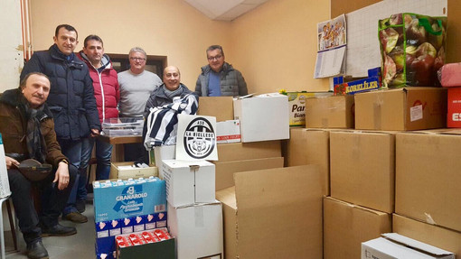 Calcio e solidarietà: La Biellese raccoglie generi alimentari per i terremotati Calcio e solidarietà: La Biellese raccoglie generi alimentari per i terremotati