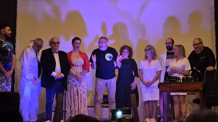 “La radio dei sogni”: emozioni, sorrisi e riflessioni a Mezzana Mortigliengo FOTO