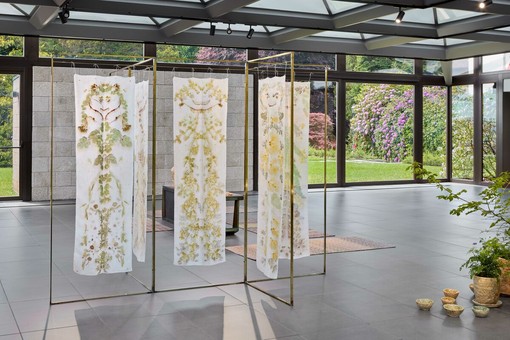 A Casa Zegna la mostra di Chiara Camoni "Luccicanza"  foto Camilla Maria Santini.