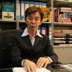 Fondazione Accademia Perosi presenta "La donna del ferro": Clara Camaschella racconta una vita dedicata alla scienza Fondazione Accademia Perosi presenta "La donna del ferro": Clara Camaschella racconta una vita dedicata alla scienza