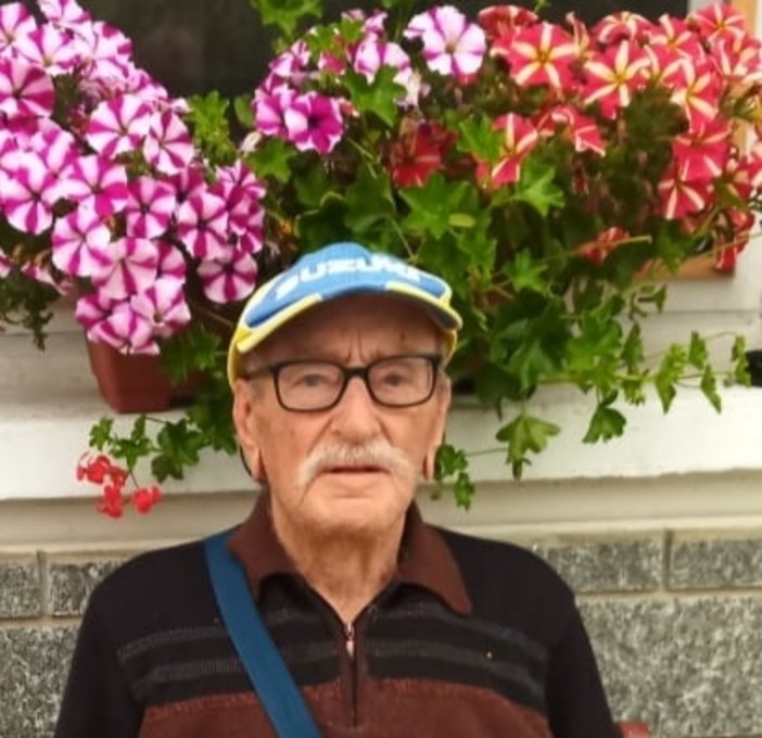 L’addio della Valsessera a Carlo Marchina, l’ANPI ricorda: “Il partigiano Rolle era difensore instancabile dei valori della Resistenza” L’addio della Valsessera a Carlo Marchina, l’ANPI ricorda: “Il partigiano Rolle era difensore instancabile dei valori della Resistenza”