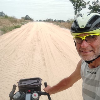 Biella-Istanbul in bici, Maurizio Maffeo arriva sul Mar Nero, FOTO e VIDEO