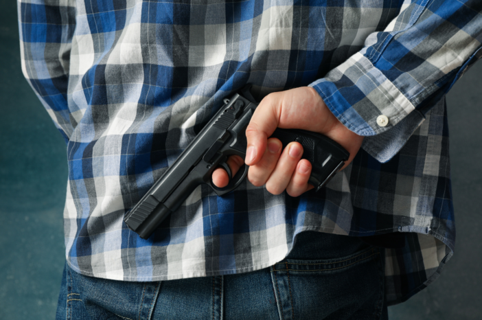 Violenza minorile in crescita: aumentano armi, rapine e aggressioni tra i giovani